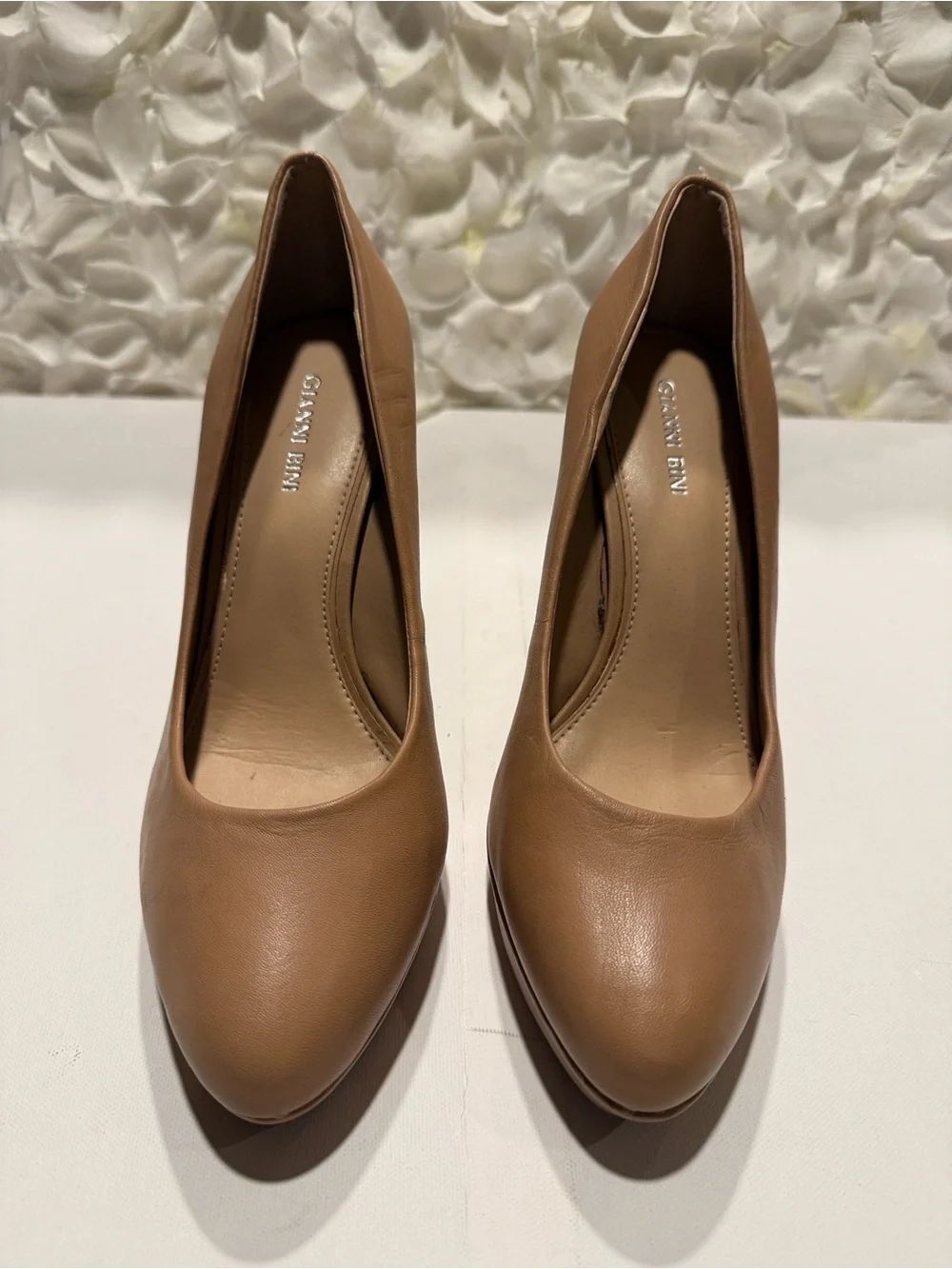 Classic Tan Leather Pointed Toe Heels